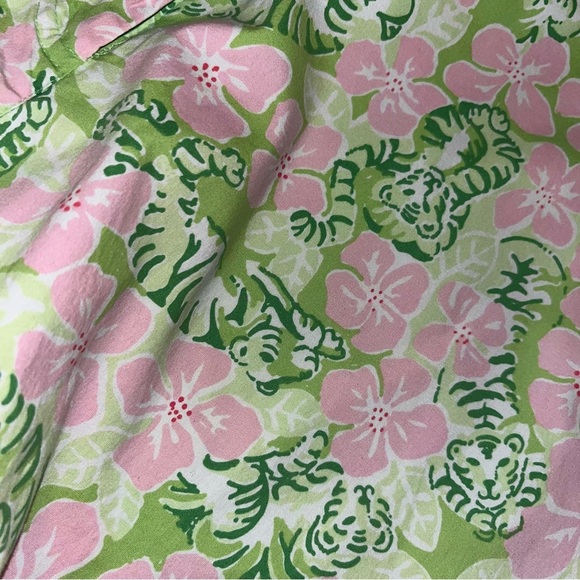 Lilly Pulitzer Pink and Green Floral Cropped Pants - Picture 2 of 3